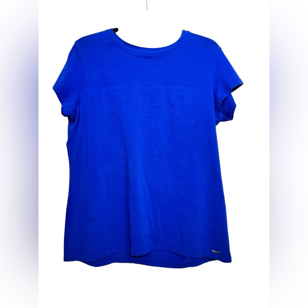 Calvin Klein Logo Tee • Women’s L in Cobalt Blue w/Embossed + Metal Badge, NWOT